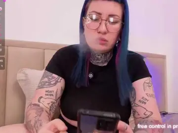 Bongacams Watch Live Sex Cams of DakotaBang