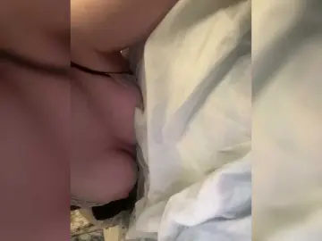 Bongacams Live Sex Cam of Essss33331