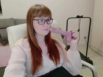 Bongacams Free Live Porn of Fox-Lisa
