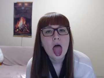 Bongacams Watch Live Sex Cams of Fox-Lisa