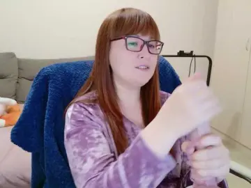 Bongacams Nude Webcam of Fox-Lisa