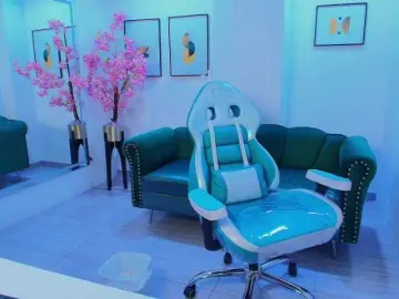 Bongacams Watch Live Sex Cams of Nahomi-rousset