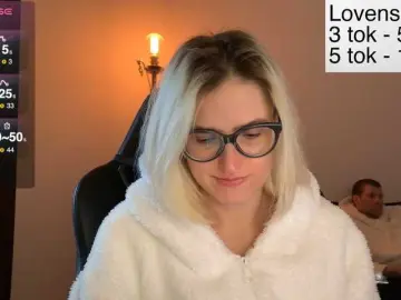 Bongacams Adult Webcams of Sexy-Sweets