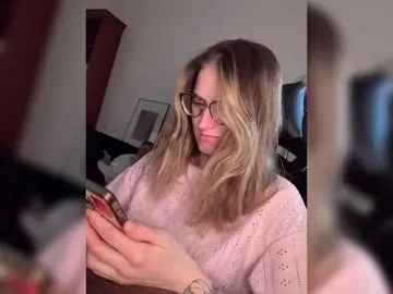 Bongacams Best live sex cam show of Sexy-Sweets