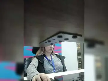 Bongacams Live Sex Cam of Angelinamik