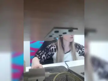 Bongacams Free Live Porn of Angelinamik