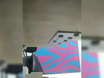 Bongacams Live Sex Cam of Angelinamik