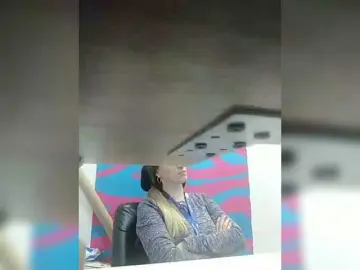 Bongacams Nude Webcam of Angelinamik