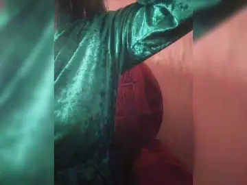 Bongacams Live Sex Cam of Angelinamik