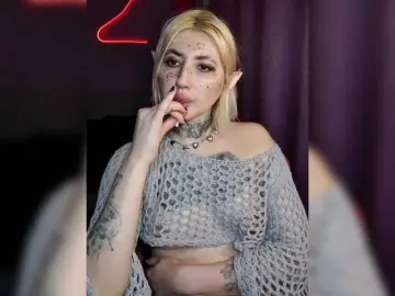 Bongacams Free Porn Cam of a-squirter