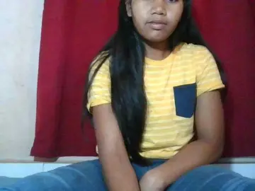 Bongacams Sex Cam of Keziah34