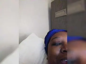 Bongacams Free Porn Cam of PiNK57CHEVY1