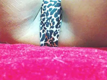 Bongacams Best live sex cam show of HOTTTSKIN