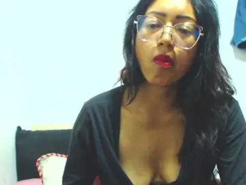 Bongacams Adult Video Chat of HOTTTSKIN