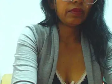 Bongacams Live Sex Cam of HOTTTSKIN