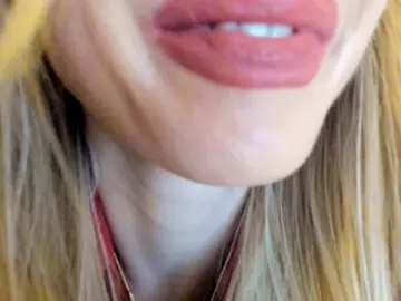 Bongacams Nude Webcam of Politexxx