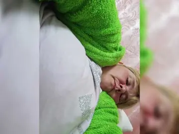 Bongacams Live Sex Cam of AthomeTi