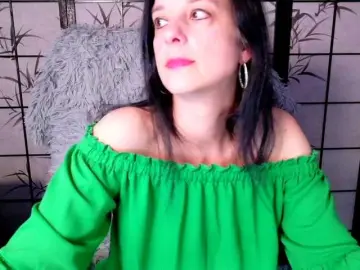Bongacams Adult Video Chat of SweetLongLips