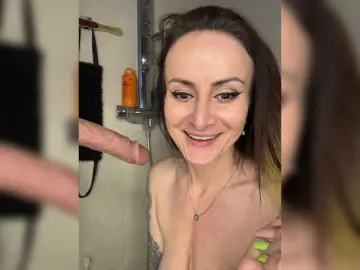 Deepthroat milf cams