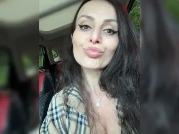 Gagging milf cams