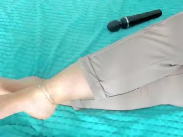 Bongacams Watch Live Sex Cams of LybimKa24