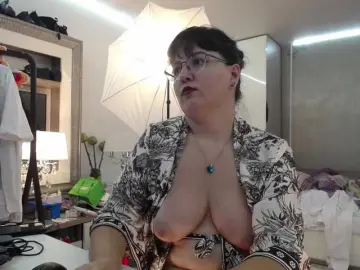 Bongacams Free Live Porn of ILoveToFeelU