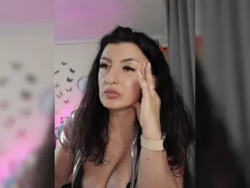 Bongacams Watch Live Sex Cams of Hotangel75