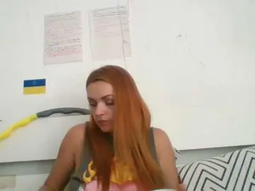 Bongacams Watch Live Sex Cams of MarcilinCutie