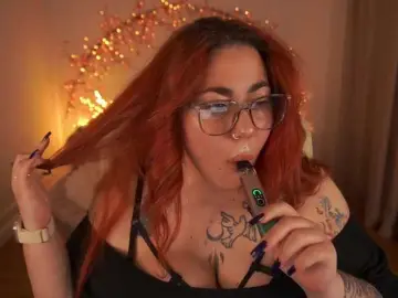 Bongacams Watch Live Sex Cams of AmazonkaStarrr