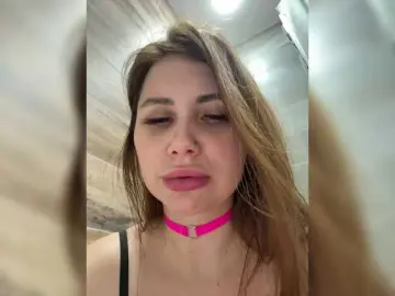 Bongacams Live Sex Cam of -LeiaProseccina-