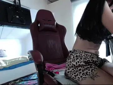 Medium tits mature milf cams