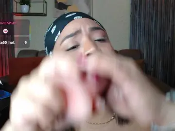 Bongacams Nude Webcam of AliceBooty