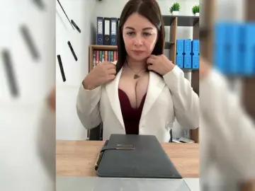 Bongacams Best live sex cam show of VeryBaby