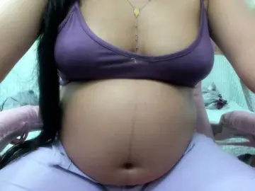 Bongacams Nude Webcam of kylie-sweet