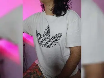 Bongacams Watch Live Sex Cams of skinny333