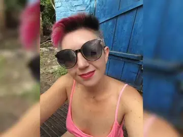 Bongacams Adult Webcam of BUSINKA-25