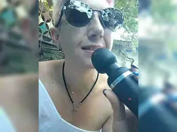Bongacams Sex Cam of BUSINKA-25
