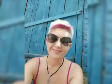 Bongacams Live Sex Cam of BUSINKA-25