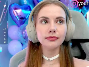 Bongacams Best Webcam of -VikkiL0vesCheese-