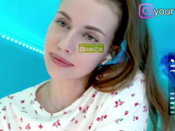 Bongacams Live Sex of -VikkiL0vesCheese-