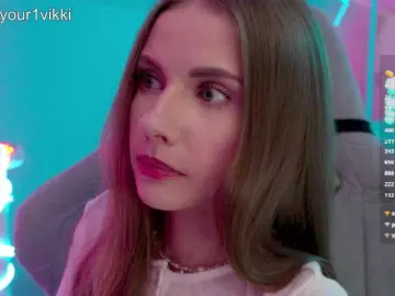 Bongacams Live Sex of -VikkiL0vesCheese-