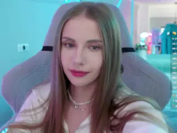 Bongacams Adult Webcam of -VikkiL0vesCheese-