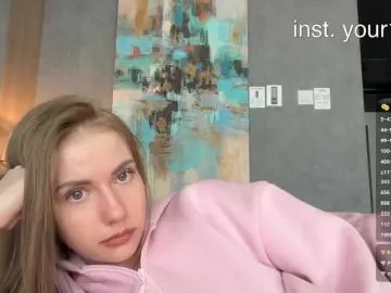 Bongacams Adult Webcams of -VikkiL0vesCheese-