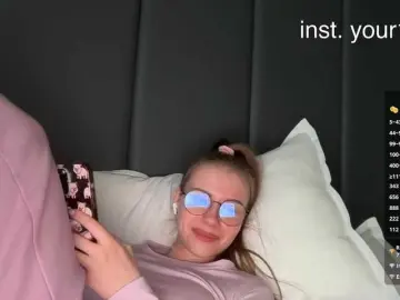 Bongacams Best live sex cam show of -VikkiL0vesCheese-