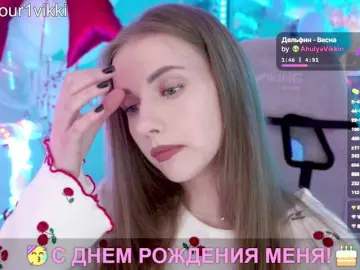 Bongacams Live Porn of -VikkiL0vesCheese-