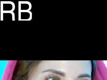 Bongacams Live Porn of -VikkiL0vesCheese-