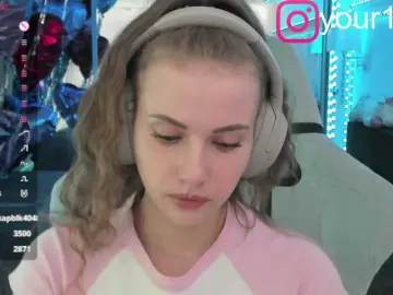 Bongacams Best Webcam of -VikkiL0vesCheese-