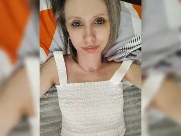 Bongacams Live Sex Cam of prettyKris