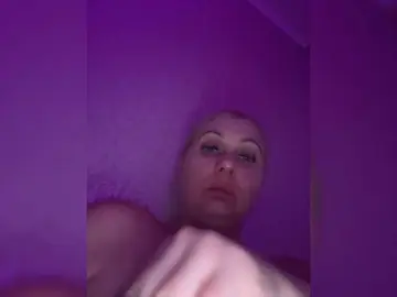 Bongacams Sex Cam of Enni1