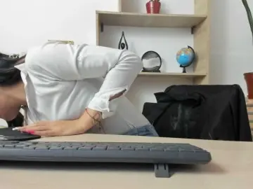 Bongacams Sex Chat of merlinaa-adams